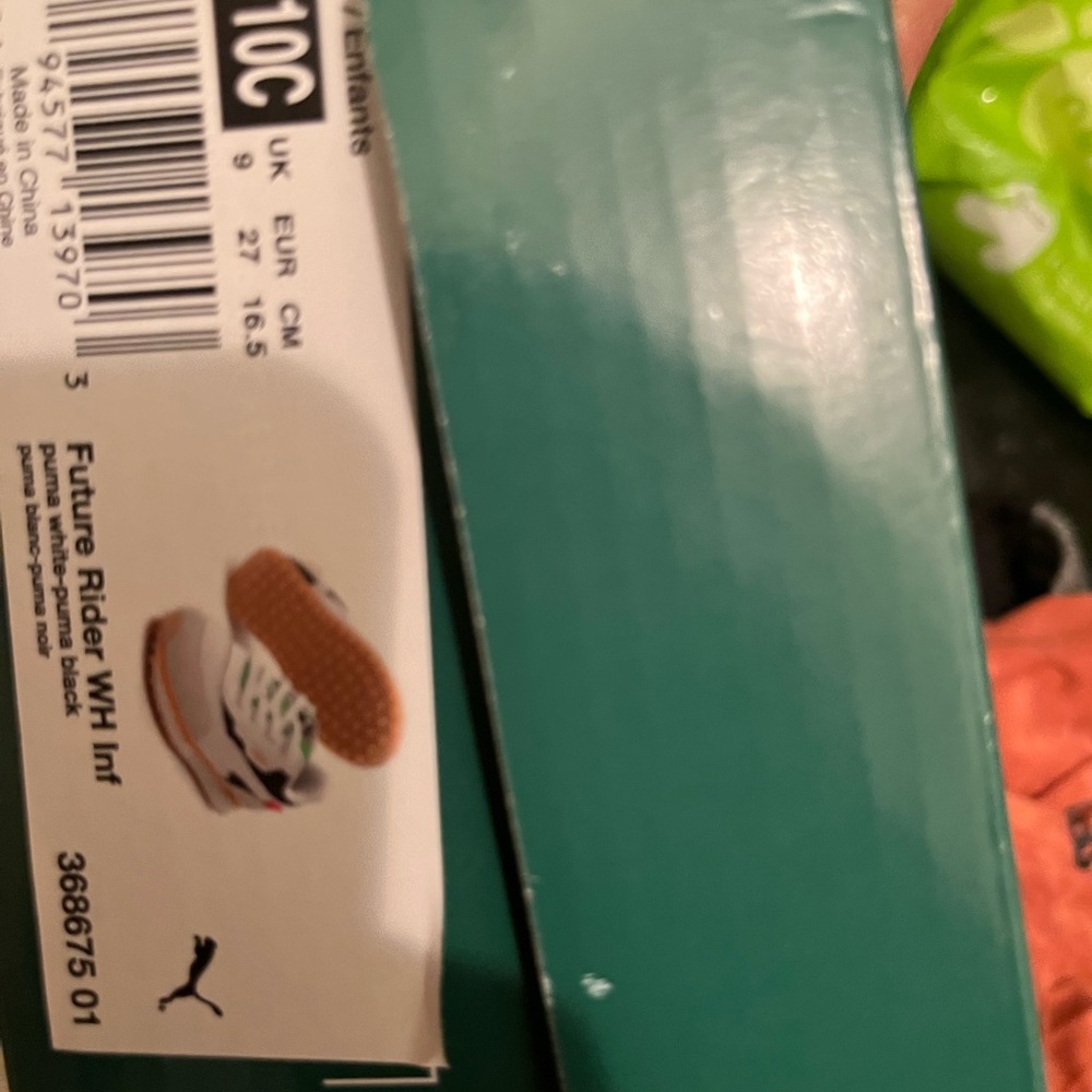 Brand new pumas 10c